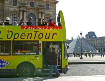 Bus in Paris